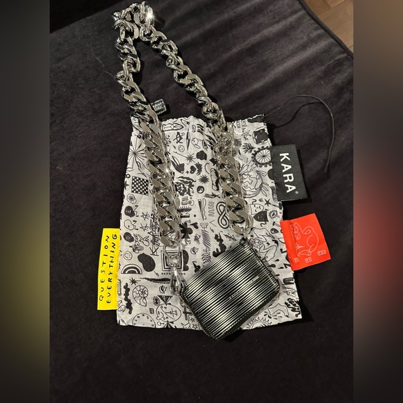 KARA New York mini chain crossbody bag - Picture 3 of 7